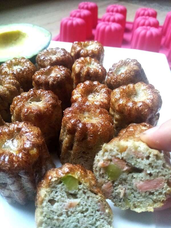 Cannelés à l'avocat et truite fumée