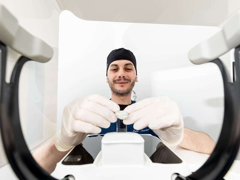 25-03-20-10-59-15-reportage-photo-metier-entreprise-www-studiolecarre-com