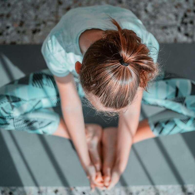 Cours de yoga débutant en ligne
