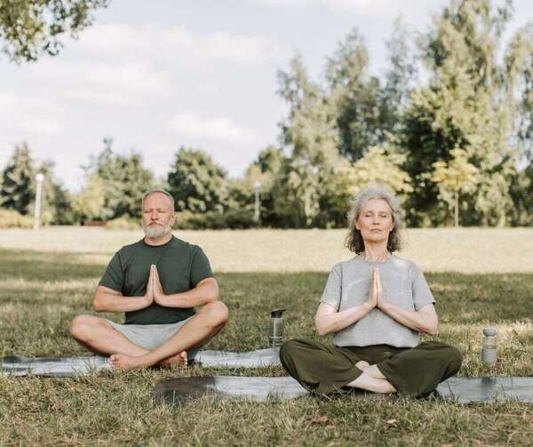 Retraite yoga et méditation : faire un vrai stop pour revenir à soi