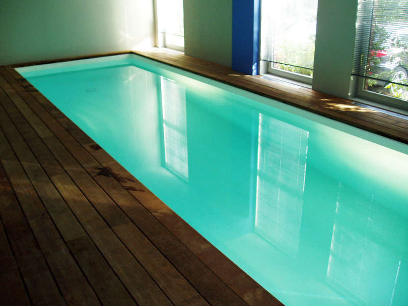 24_-_piscine_interieure_classique