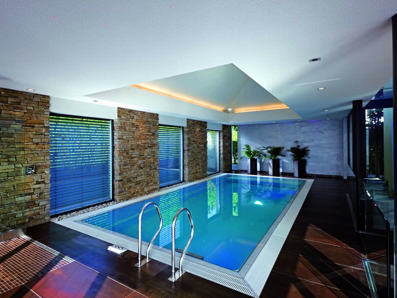 02_-_piscine_interieure_classique_-_riviera_pool