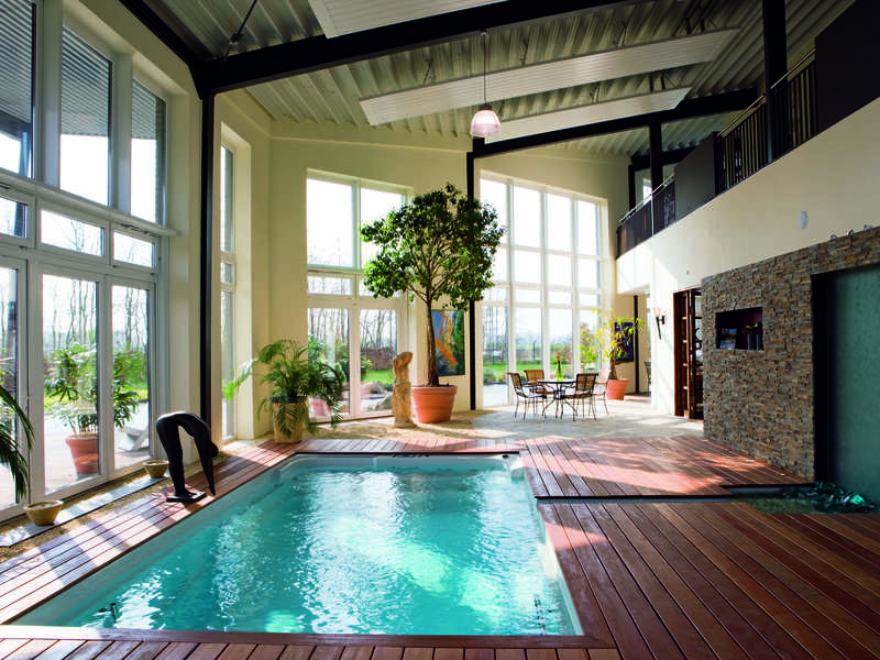 03_-_piscine_interieure_classique_-_riviera_pool