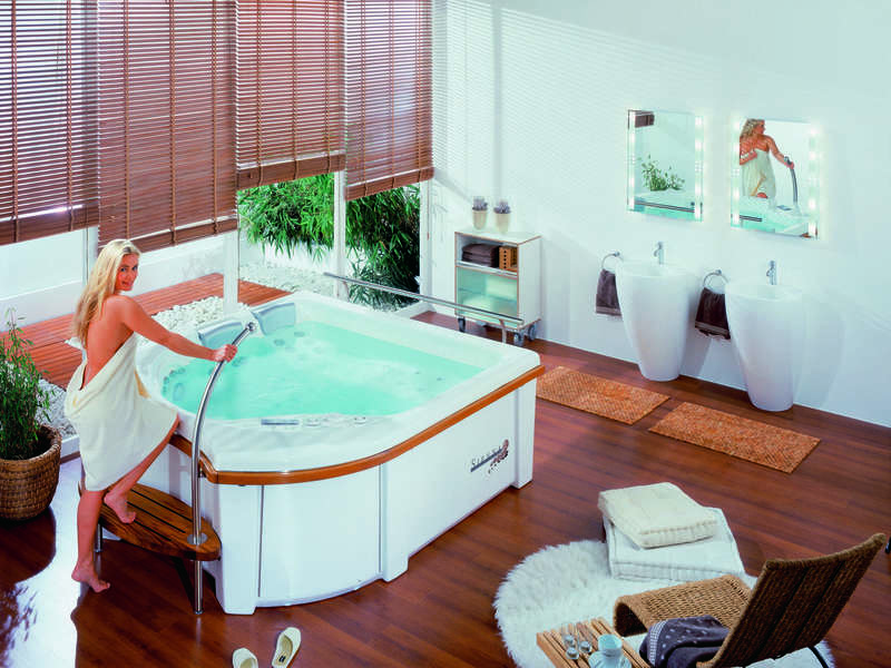 13_-_spa_pose_riviera_pool