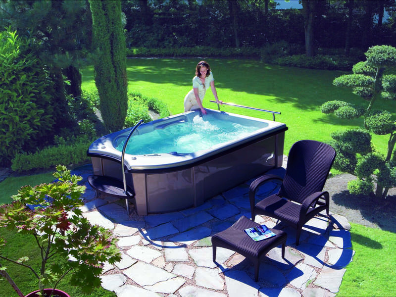 14_-_spa_pose_riviera_pool