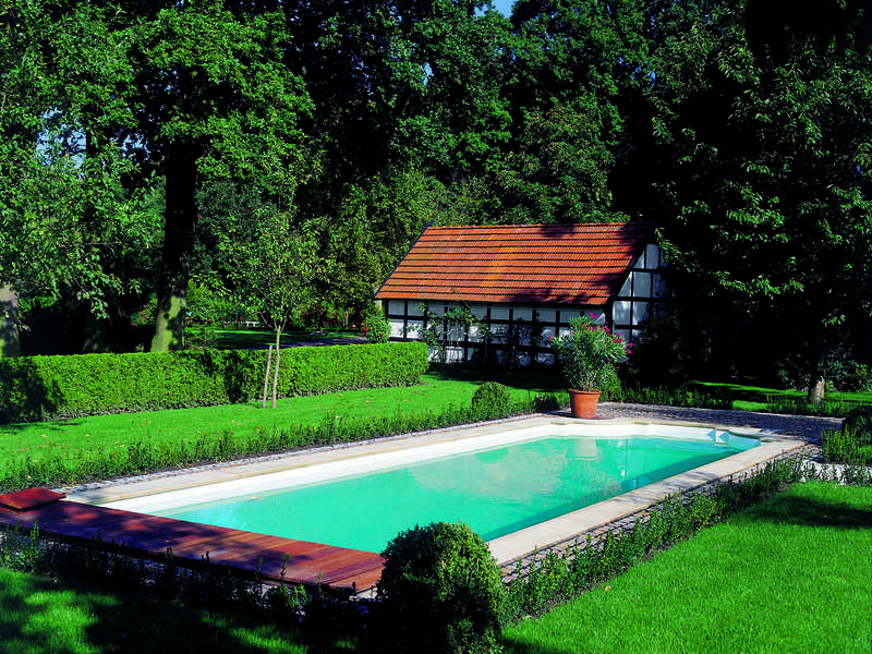 54_-_piscine_exterieur_rectangle