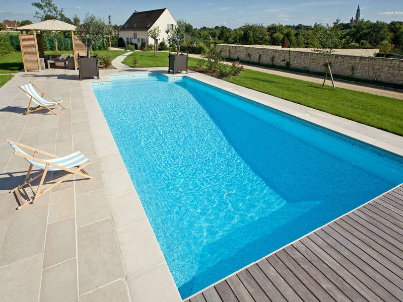 47_-_piscine_exterieur_rectangle