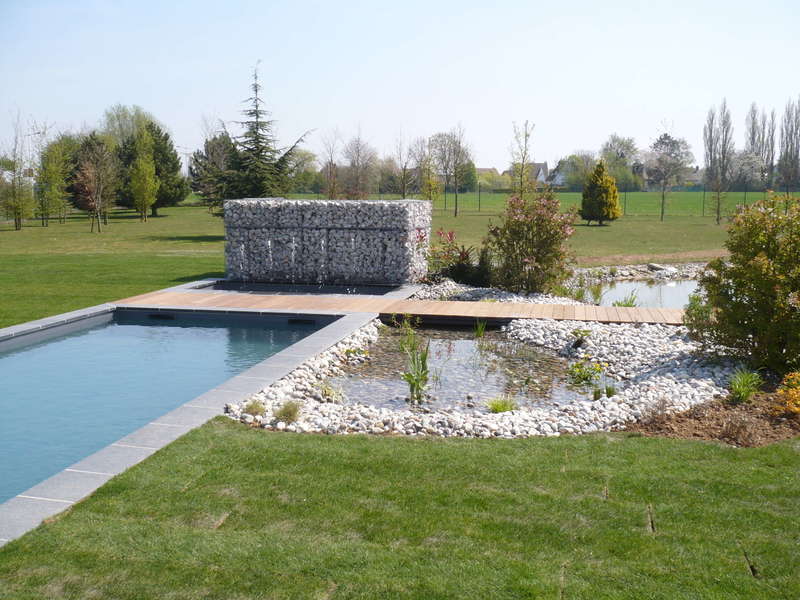 33_-_piscine_exterieur_naturelle