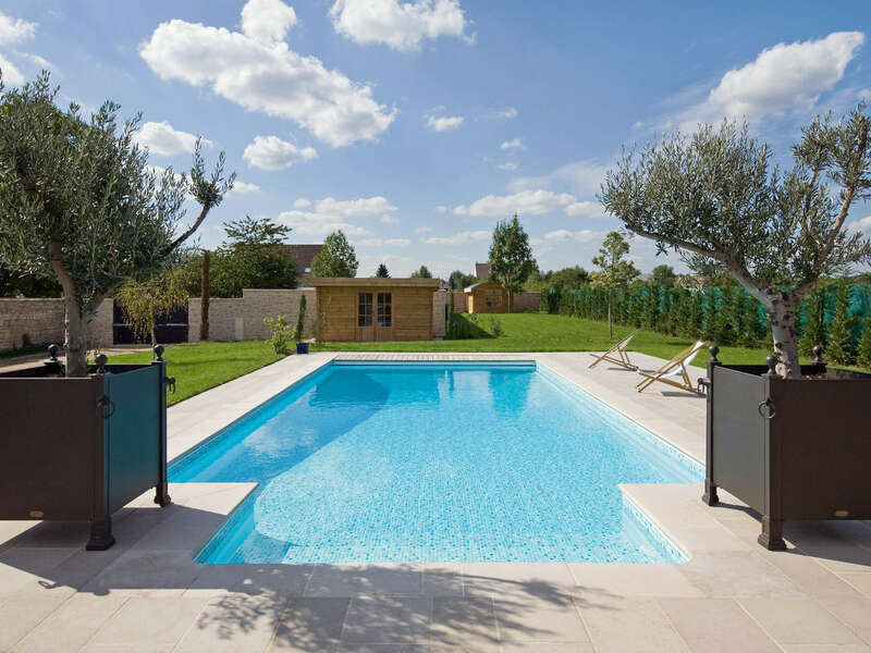 46_-_piscine_exterieur_rectangle