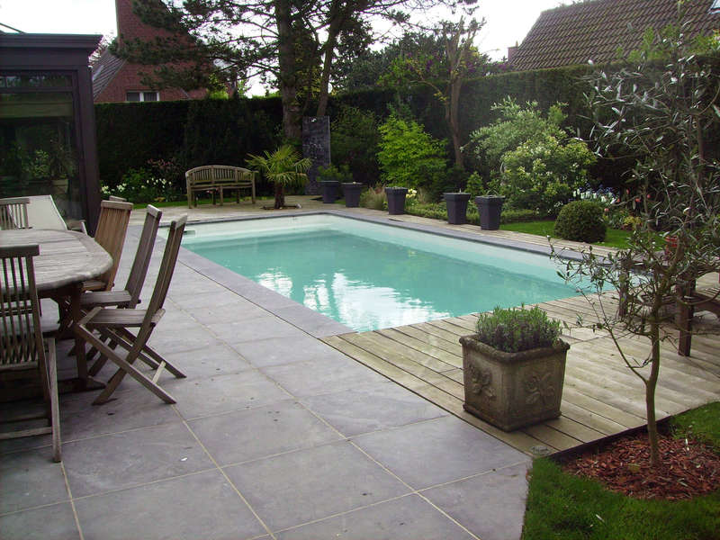 40_-_piscine_exterieur_rectangle