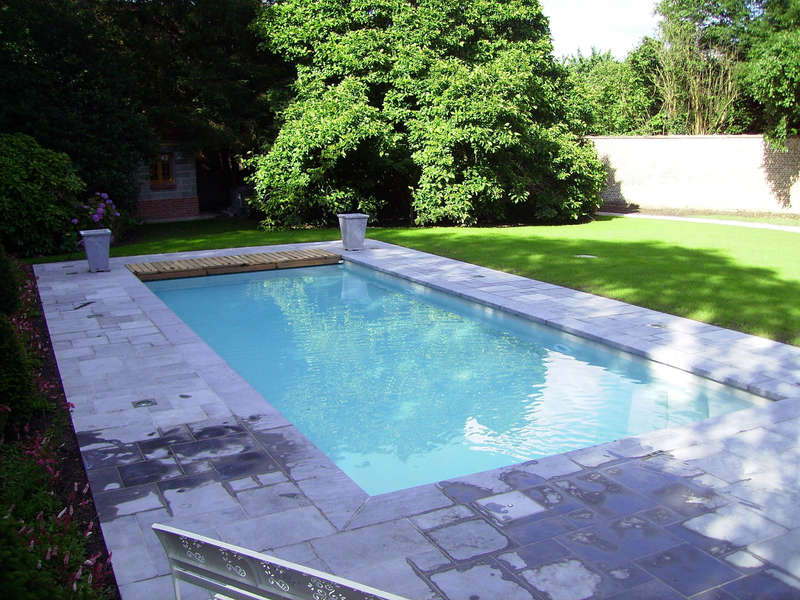 41_-_piscine_exterieur_rectangle
