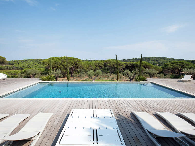 24_-_piscine_exterieur_rectangle