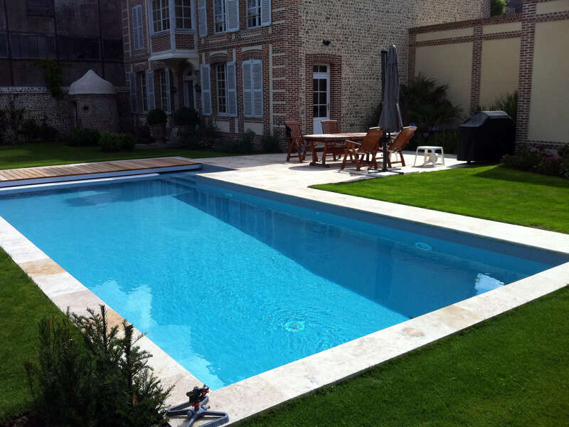 36_-_piscine_exterieur_rectangle