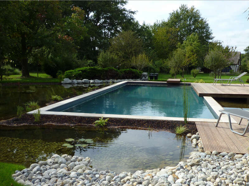 09_-_piscine_exterieur_naturelle