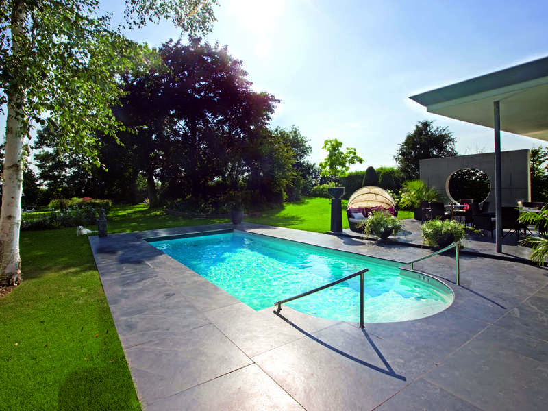 04_-_piscine_exterieur_romane_-_riviera_pool