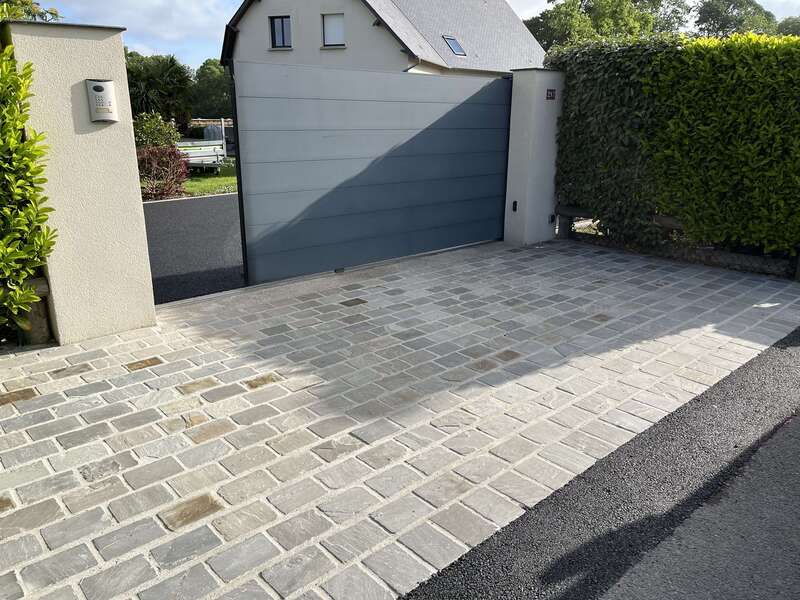 img_985520251126-4054541-c6sb40