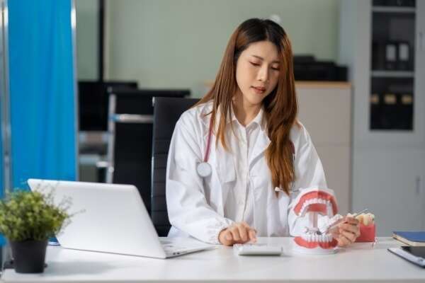 Tableau des cotisations sociales dues par les médecins du secteur 2 Année 2025