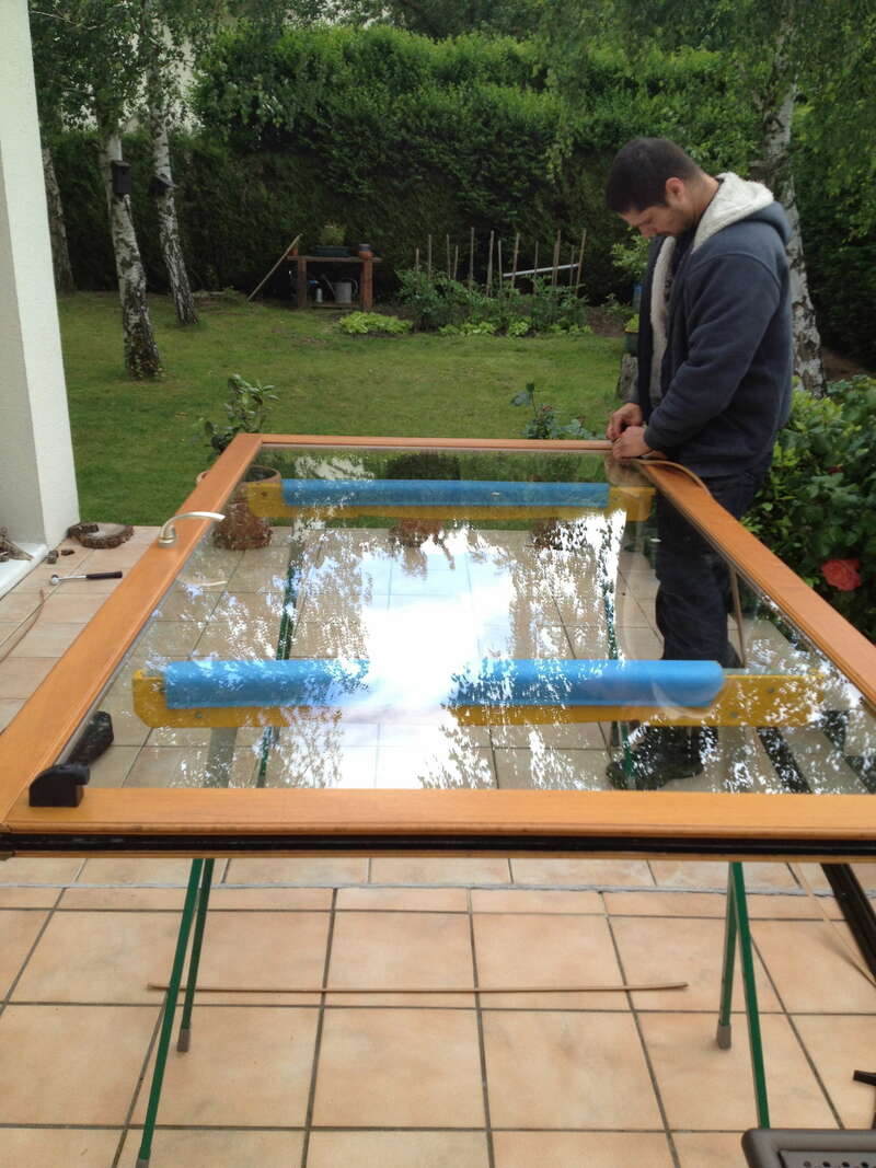 remplacement_double_vitrage_sur_chassis_porte_feuille_d_une_baie_vitree_coulissante20241106-1749034-1npyrhs