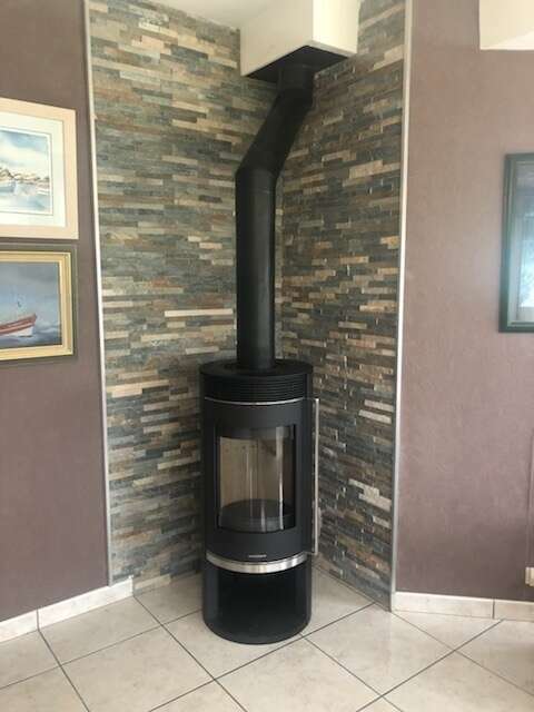 Pose d'un poêle à bois