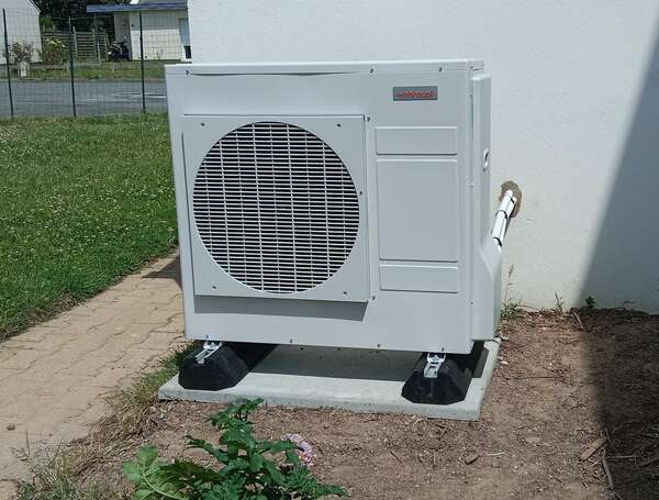 Remplacement d'une chaudière fioul par une pompe à chaleur Weishaupt