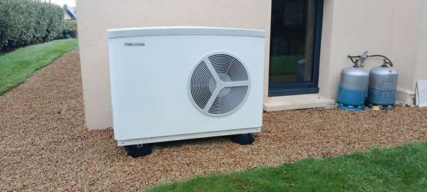 Remplacement d'une chaudière fioul par une pompe à chaleur STIEBEL ELTRON 5 KW