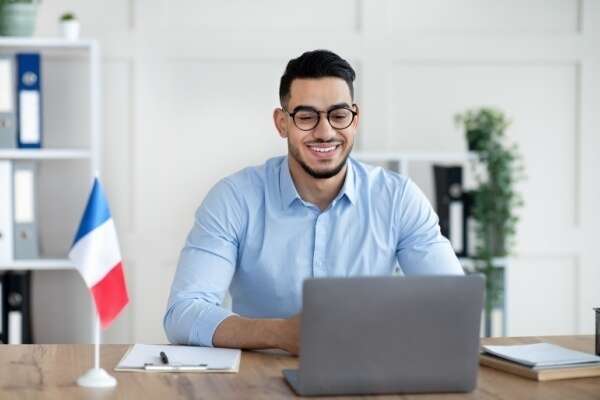Formation au français langue étrangère : du temps de travail effectif ?
