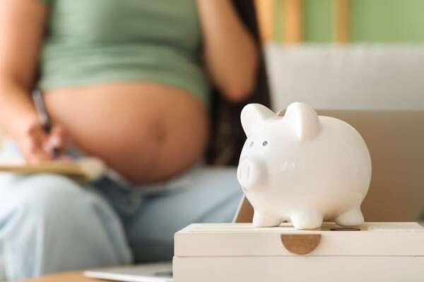 Congé supplémentaire de naissance : précisions pour le RSA et la prime d’activité