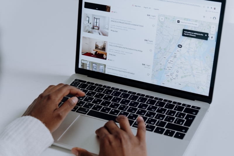 ordinateur -  conciergerie dans le Rhône