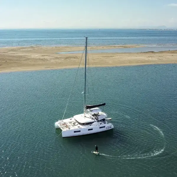 Mademoiselle Lucile — Le Catamaran Chic de La Grande Motte ⚓