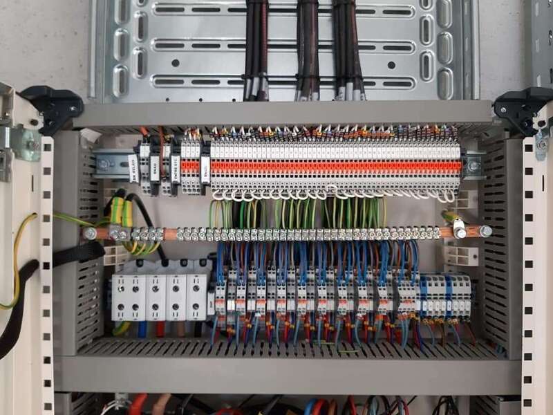 59532120_392568378260637_2145626023104872448_n