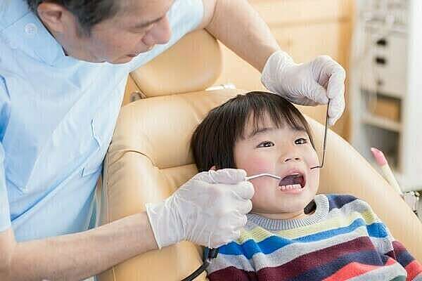 L'ORTHODONTIE FONCTIONNELLE : INDICATIONS ET TRAITEMENTS