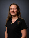 Laura assistante dentaire qualifiée