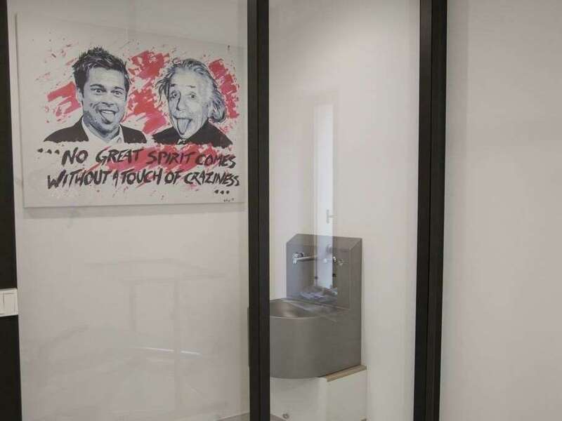 vju1mfhyma_1674490366