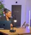 expertise juridique et fiscale avec documents et globe