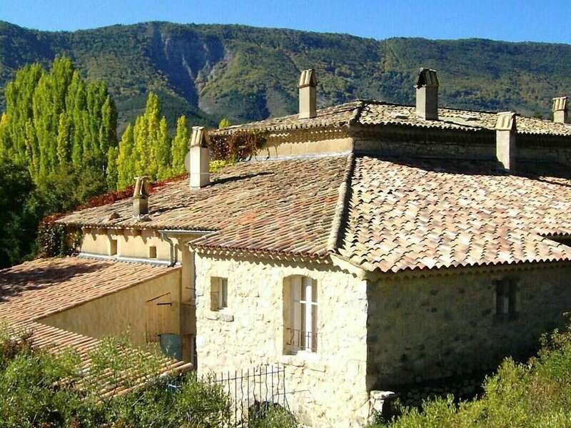 11c1d333-8cb5-40fc-a22a-7cf8228788af