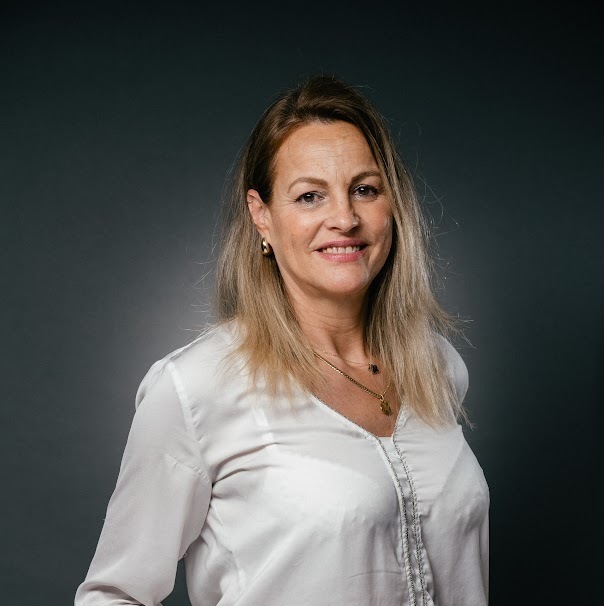Madame Patricia MANDAL
