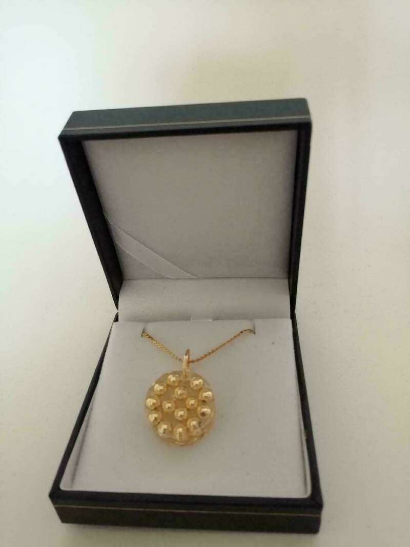 collier_enfant_en_resine