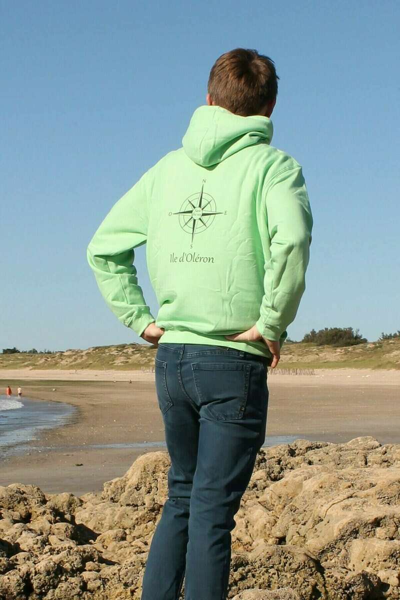 sweat_vert_pomme_dos20221024-669324-1fj1oi4