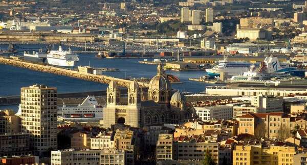 Chauffeur privé VTC Port de croisière Marseille