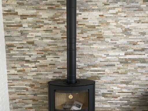 03b69dea-6586-488b-a49d-30db538bd69e