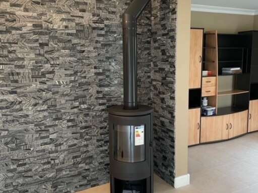 61e4b7de-e3a7-4b5e-a8e9-057e6294619b