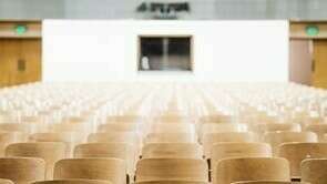 Nettoyage des écoles et universités