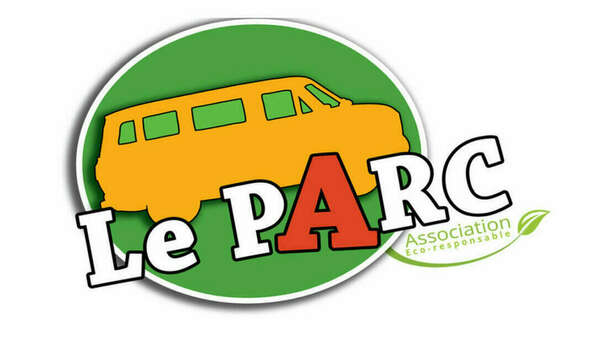 Trois adolescents du Parc discutent de l'image des jeunes dans leur société