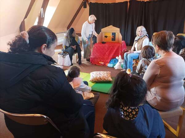 Biblis en folie avec Lire et Faire Lire à la médiathèque de Verneuil