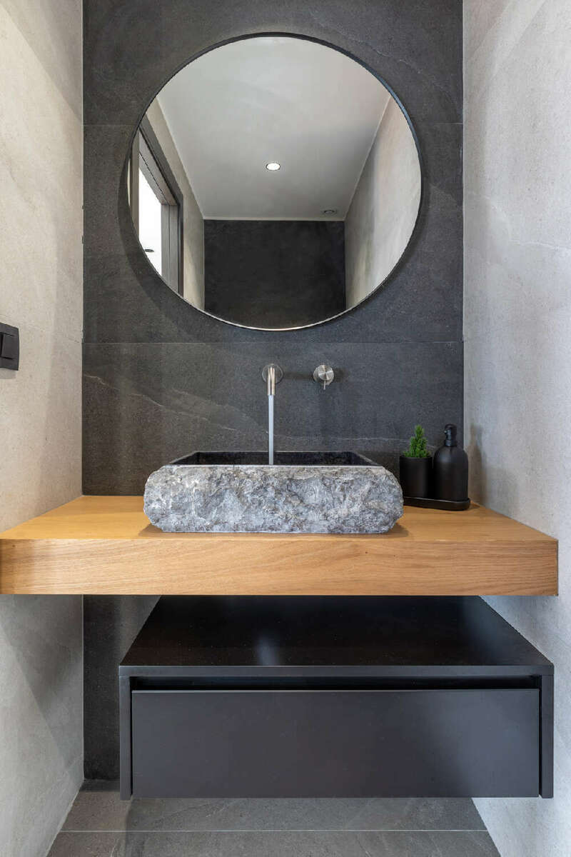 820240422-2327778-h3aey1