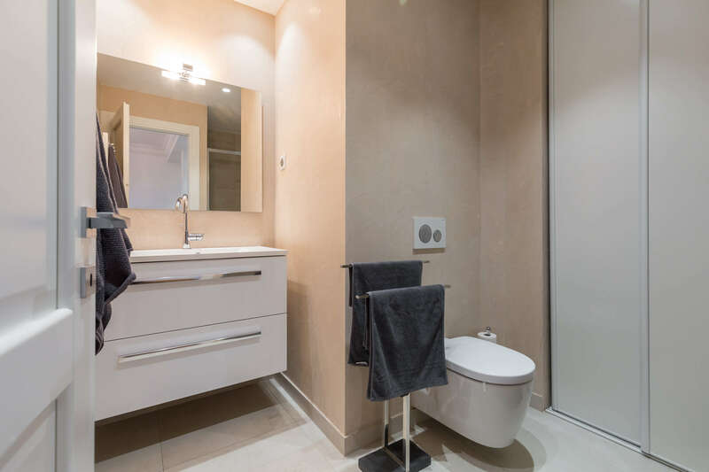 photo_2020240422-3004025-1ivys2f