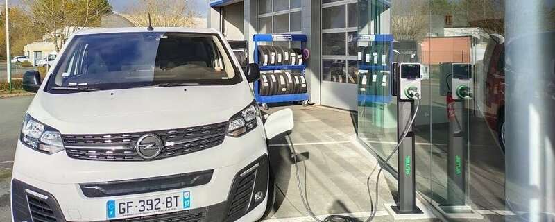 Borne DC (courant continu)