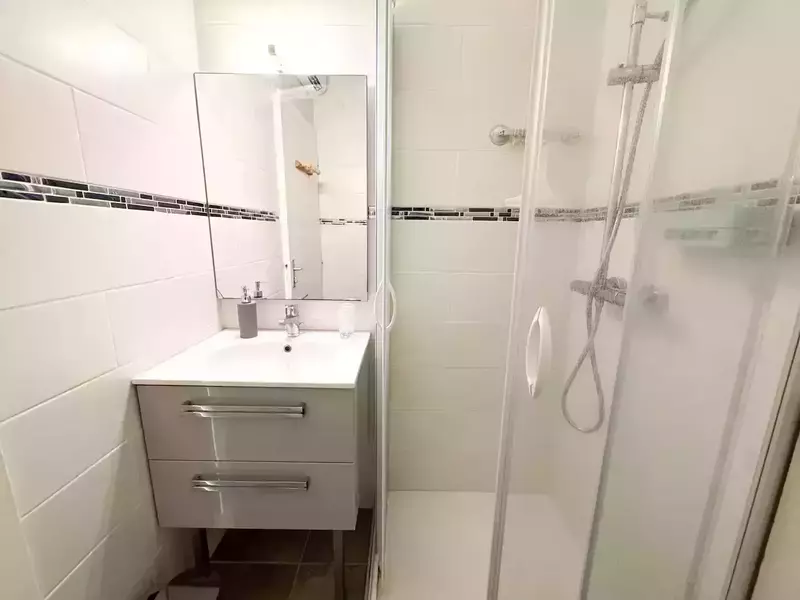 ac500e8c-93b0-482d-b24c-70046f836381