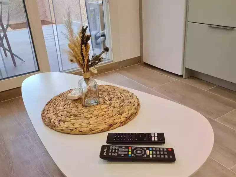 cceb1bd8-47bc-453c-be86-8276e05a2fae