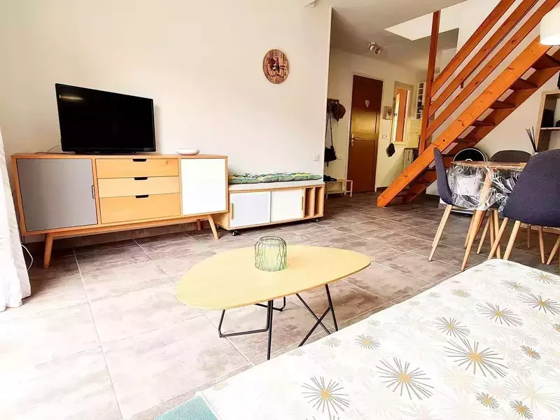 d8296c30-85b0-477e-94de-4d3028e22965